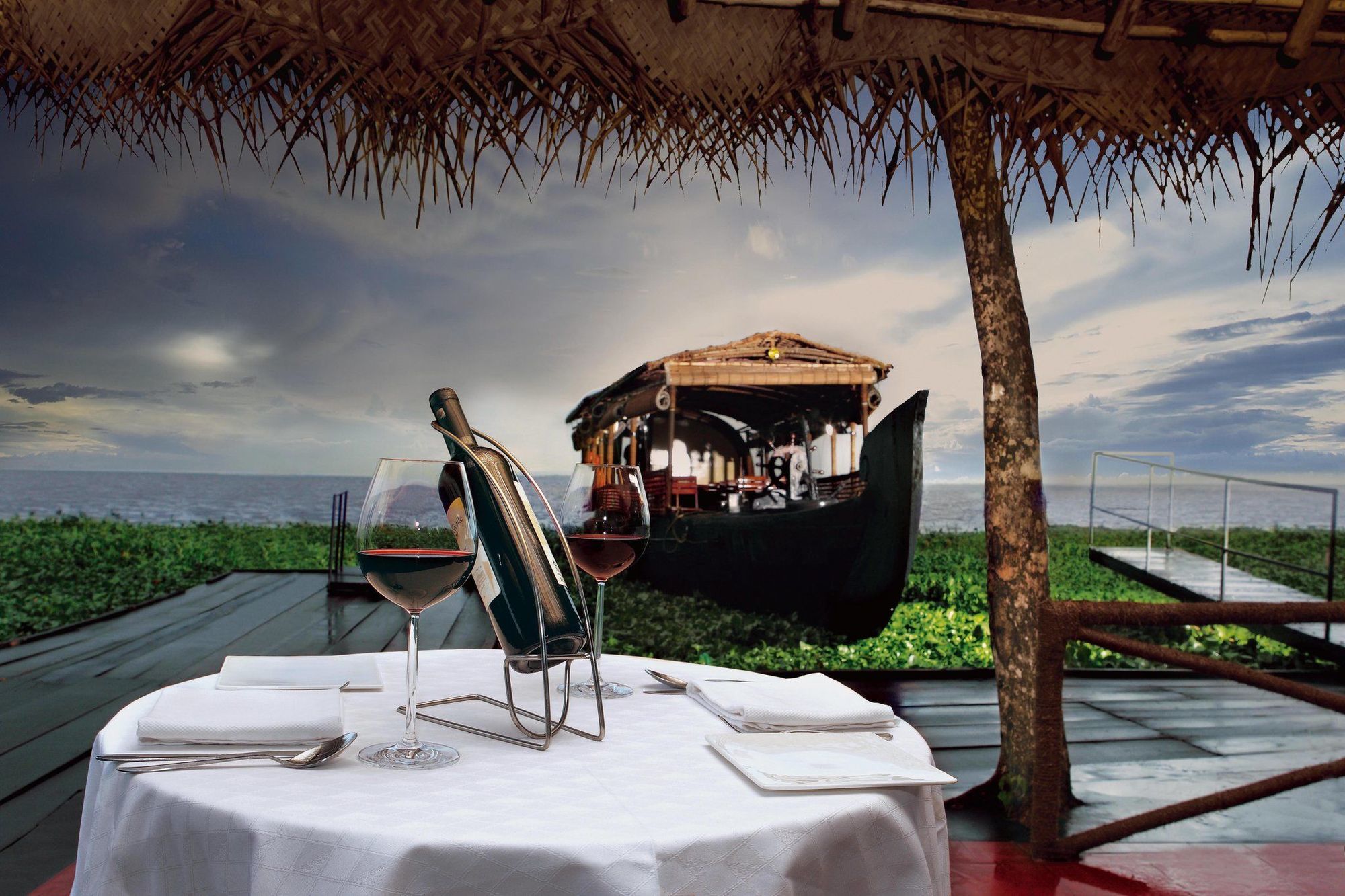 Taj Kumarakom Resort And Spa Kerala Étterem fotó